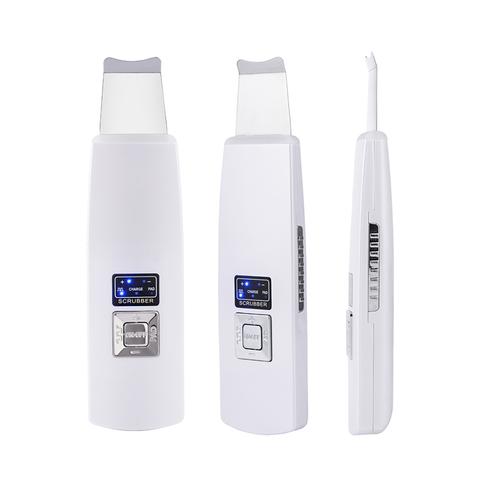 Gentle facial cleansing device with stainless steel spatula tip for skincare routine