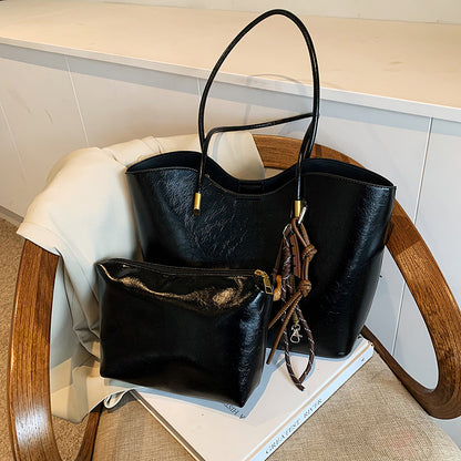 Women's Retro Fashion Large Capacity Totes