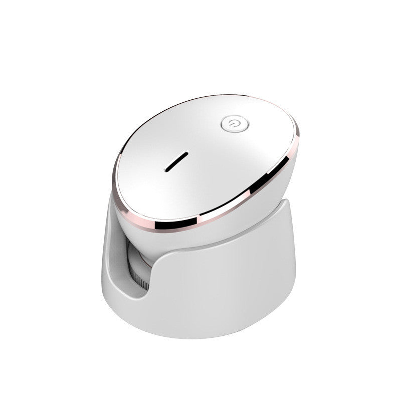 Waterproof facial cleansing device with water splashes