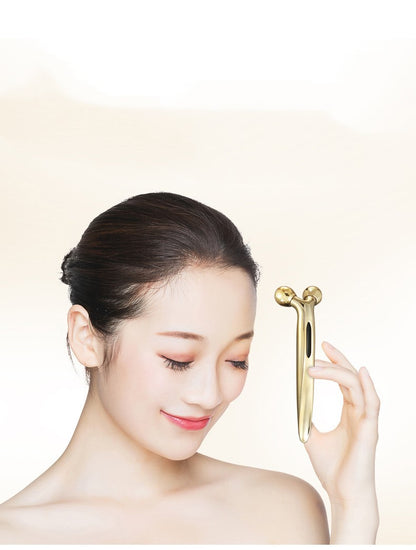 Ergonomic roller device for facial massage and relaxation