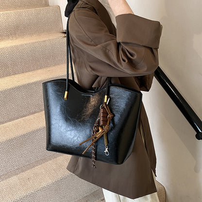 Women's Retro Fashion Large Capacity Totes