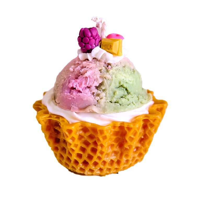 Aesthetic spiral soy wax candle for cozy home decor