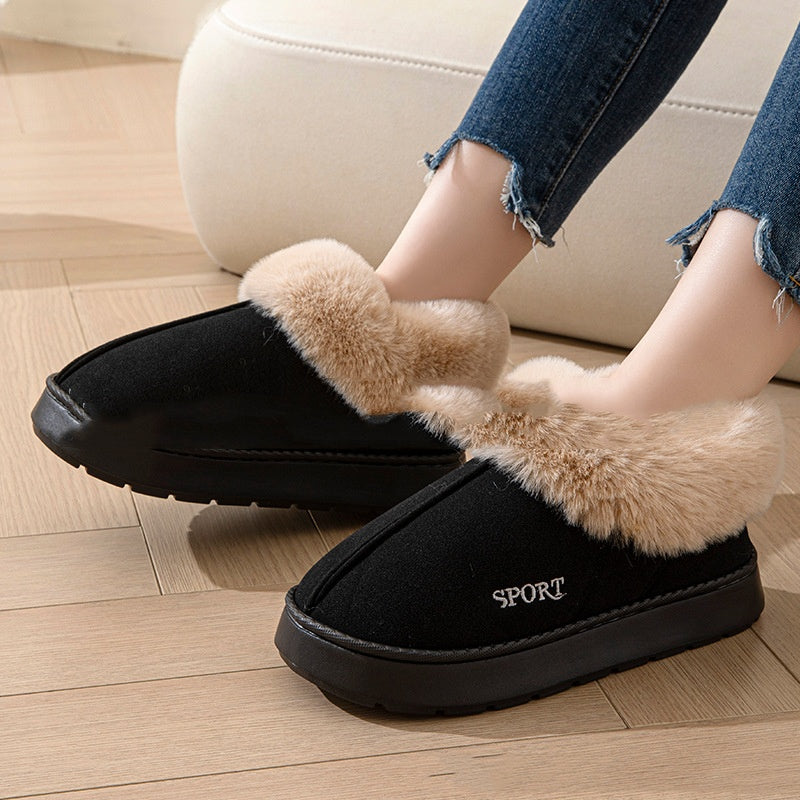 Women’s slip-on indoor slippers with flat sole