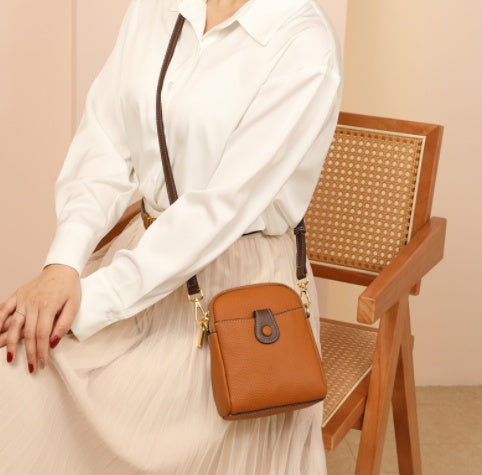 Lychee pattern leather phone crossbody bag for women with small square design