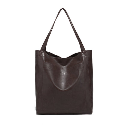 Skin-texture finish detail on retro large capacity women’s tote bag
