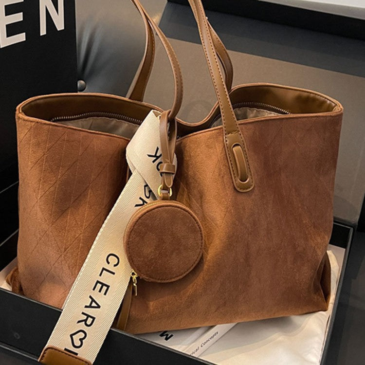 Soft lightweight tote shoulder bag suitable for daily carry